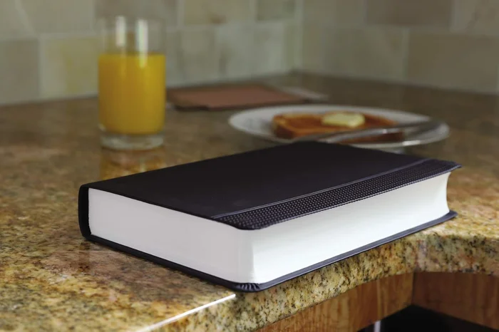 Christian Ethics: A Very Short Introduction - Image 5