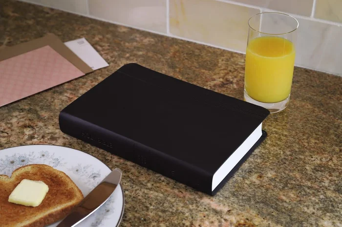 Christian Ethics: A Very Short Introduction - Image 2