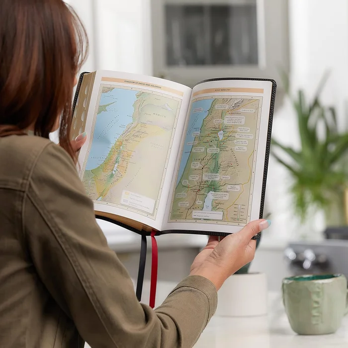 Gender Trouble: Feminism and the Subversion of Identity (Routledge Classics) - Image 5