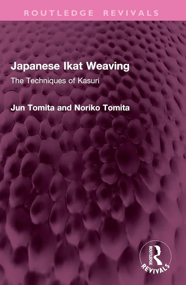 The Dress Detective: A Practical Guide to Object-Based Research in Fashion